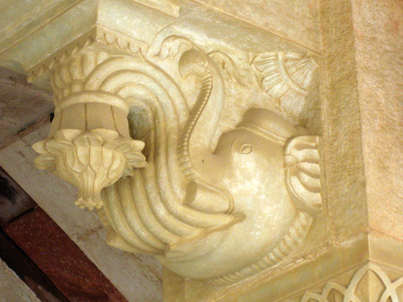 Elephant Shaped Brackets in Diwan-i-Aam